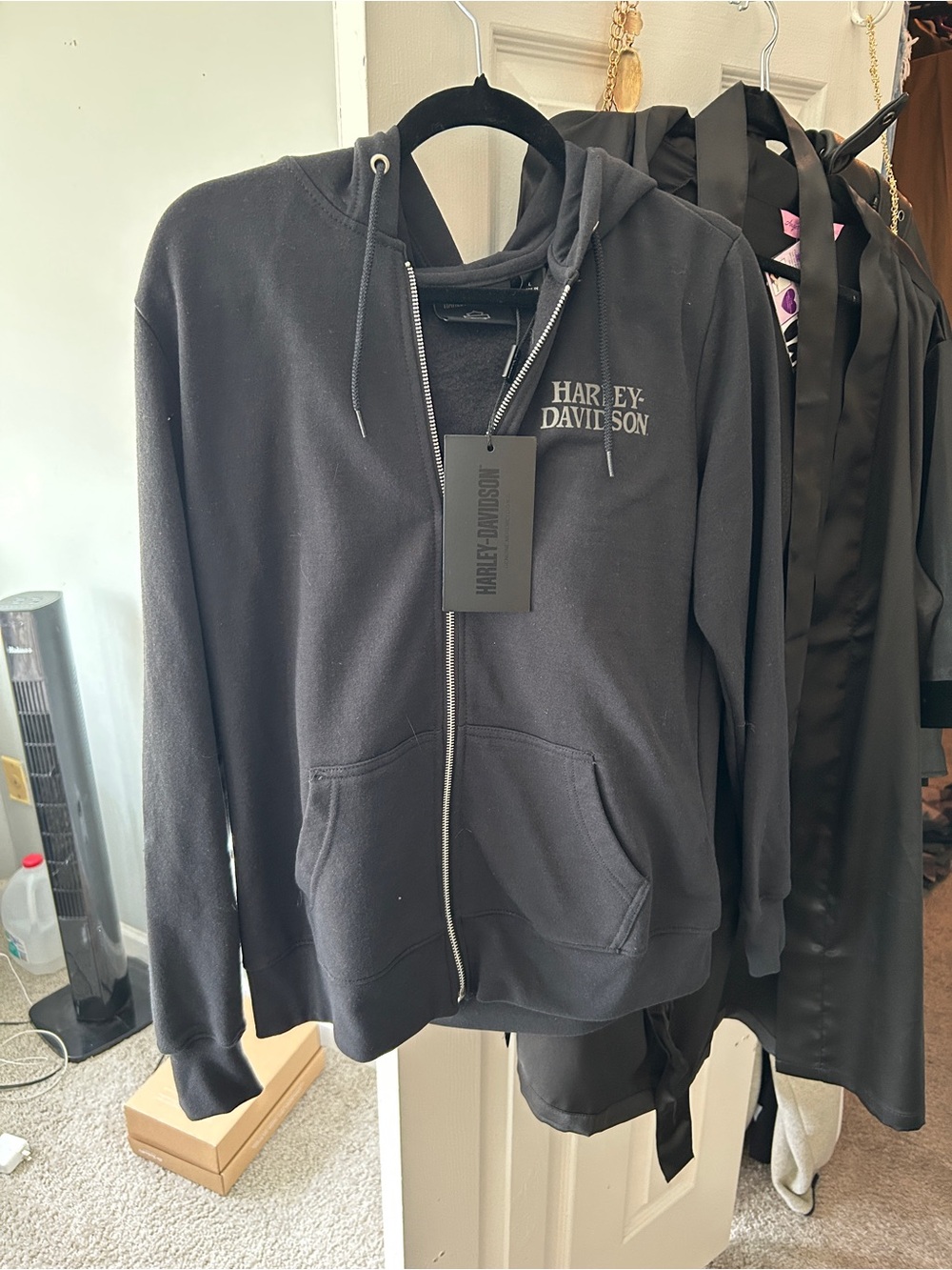 Harley-Davidson Black Zip Hoodie with Silver Zipper NWT